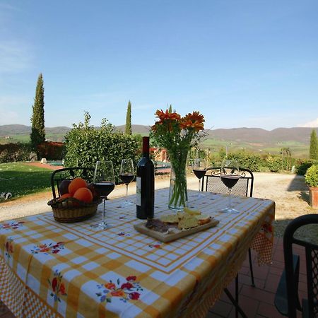Modern Farmhouse In Pienza With Pool Kültér fotó